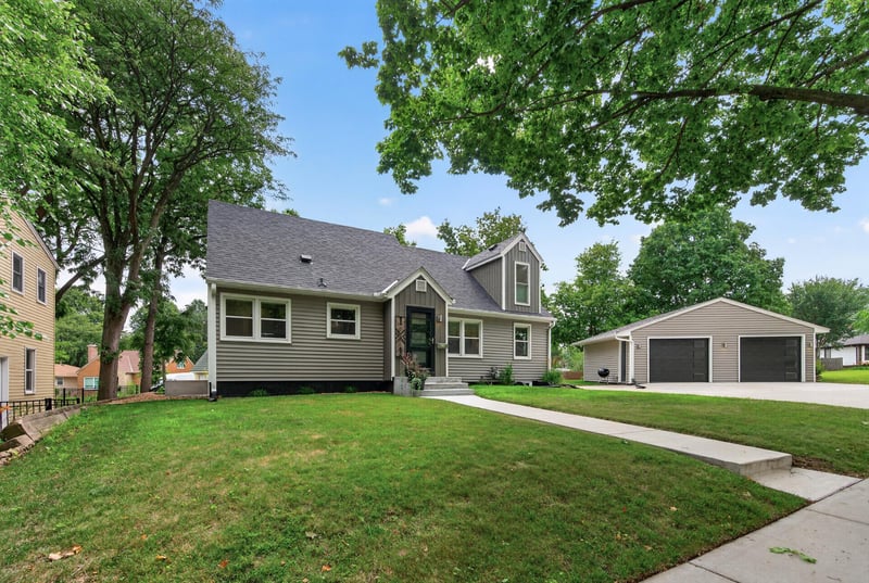 2605 Garfield St NE, Minneapolis, MN 55418