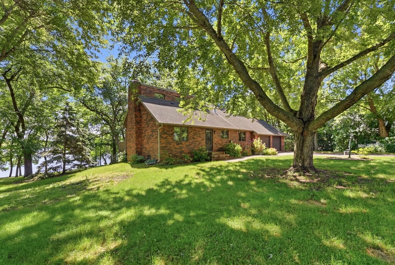 40077 Sauk Lake Rd, Sauk Centre, MN 56378