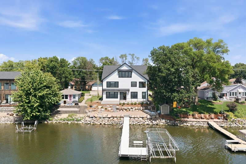 2523 Spring Lake Rd SW, Prior Lake, MN 55379