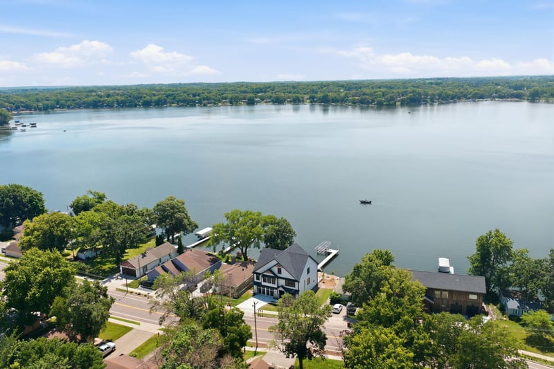 2523 Spring Lake Rd SW, Prior Lake, MN 55379