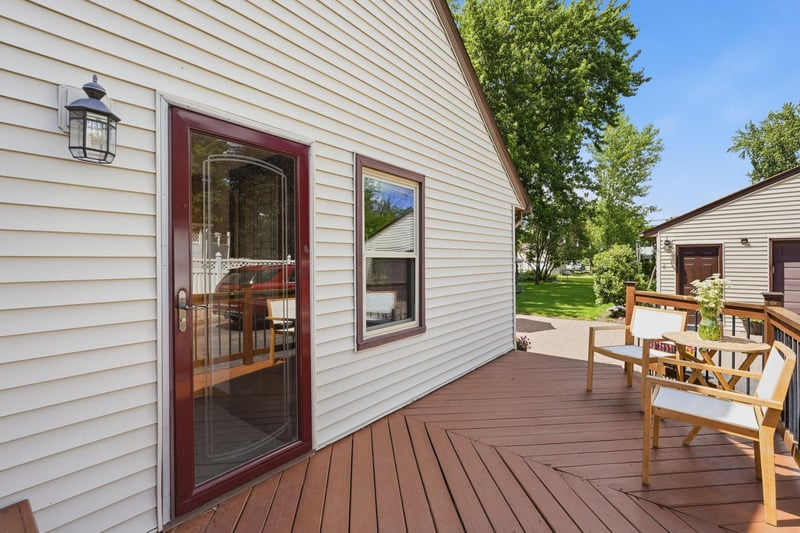 2145 County Road E E, White Bear Lake, MN 55110