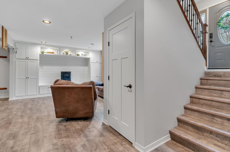 109 Charity Ln N, Montrose, MN 55363