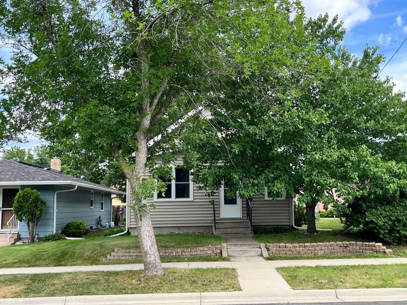 308 24th Ave N, Saint Cloud, MN 56303