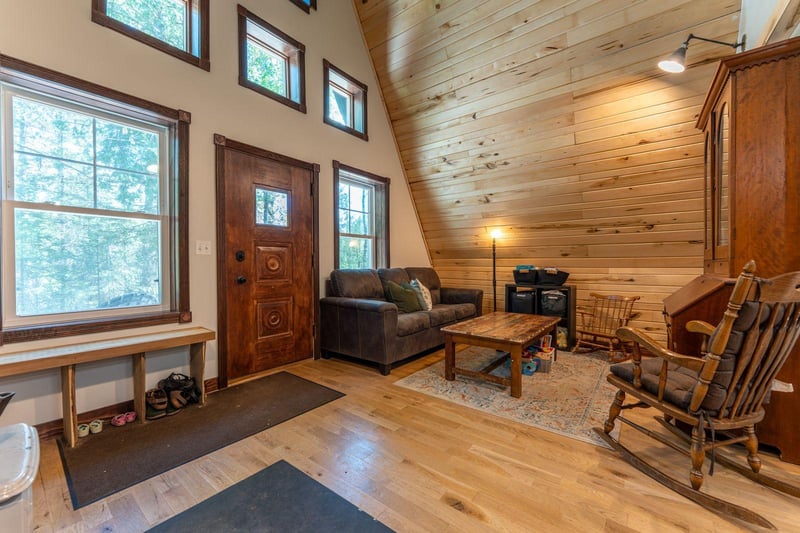 1728 Maple St, Ely, MN 55731