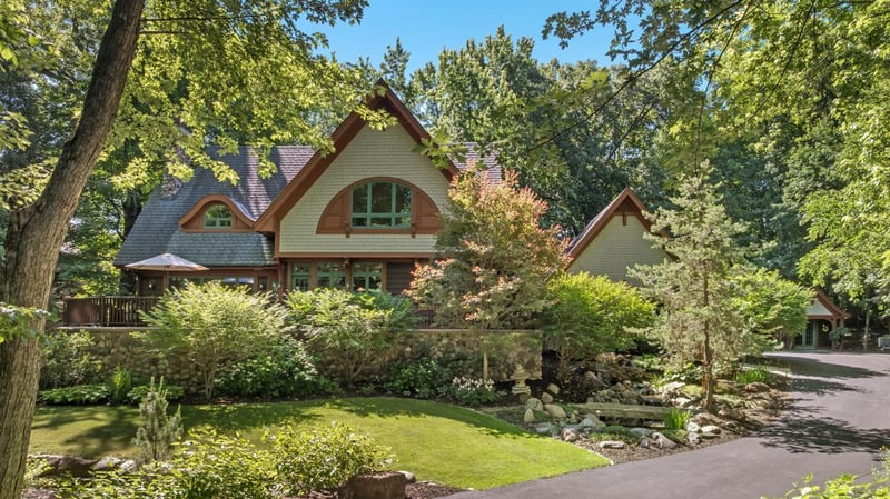 5955 Maple Forest, Minnetrista, MN 55364