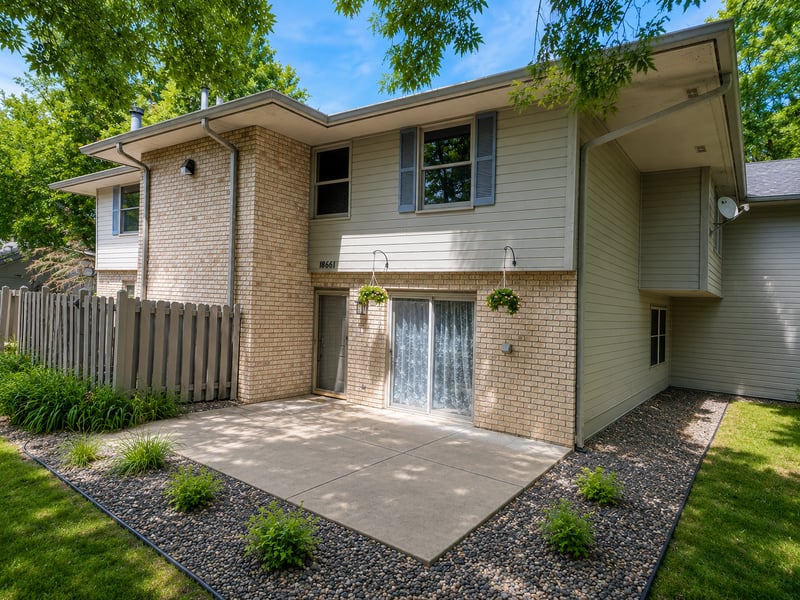 18661 Clear View Ct, Minnetonka, MN 55345