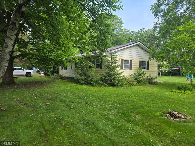 314 Bering St W, Milltown, WI 54858