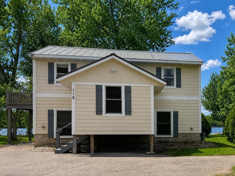 118 Willow Point Dr, Elysian, MN 56028