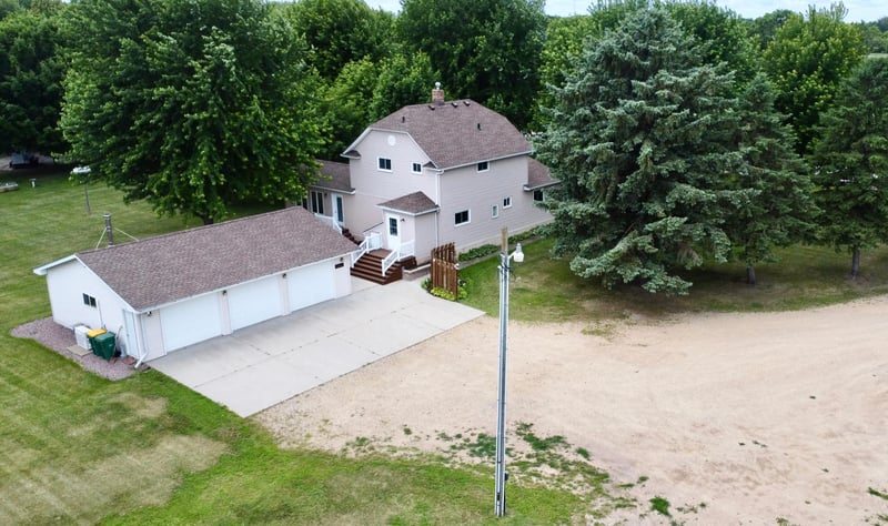 568 Minnesota St N, Ortonville, MN 56278