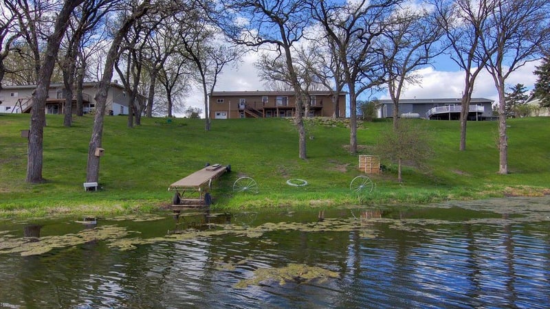 20611 Becker Lake Cir, Richmond, MN 56368