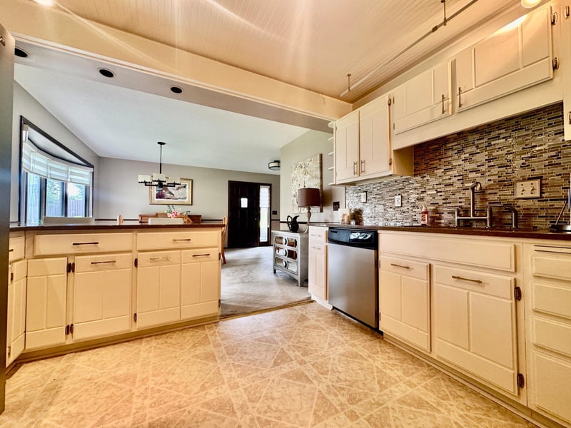 6344 Irving Ave S, Richfield, MN 55423