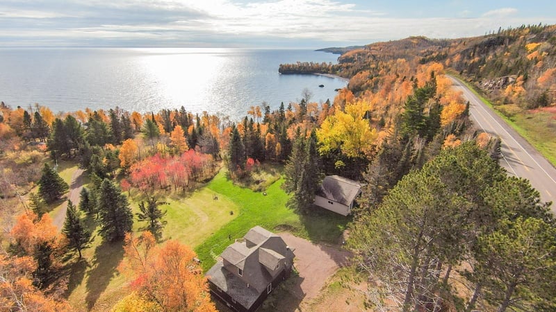 6076 Highway 61, Silver Bay, MN 55614