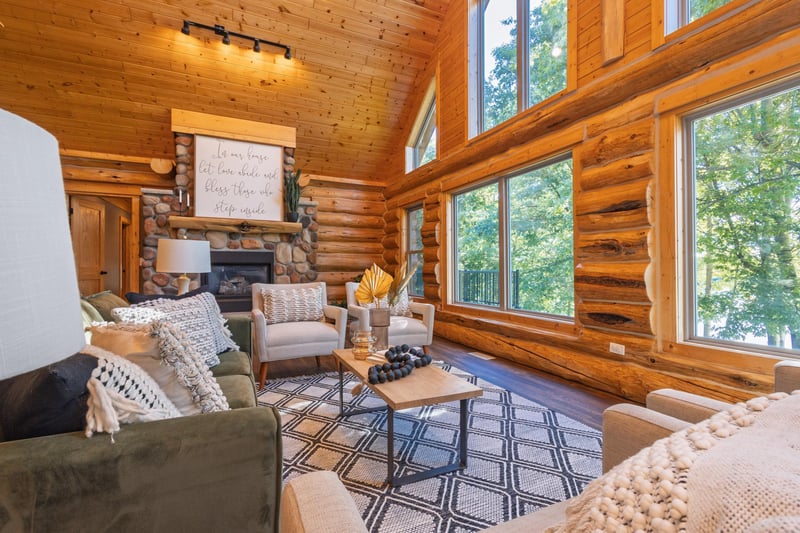 3005 W Lake Jessie Dr SE, Alexandria, MN 56308