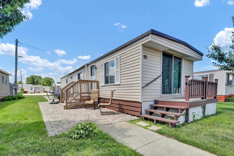 201 S Franklin St #66, Lake City, MN 55041
