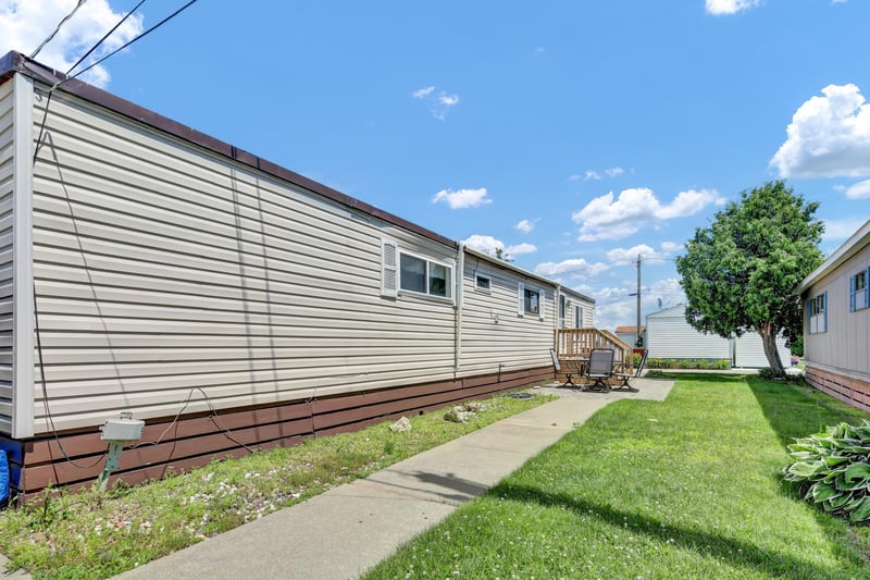 201 S Franklin St #66, Lake City, MN 55041