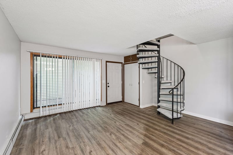 7410 72nd Ln N, Brooklyn Park, MN 55428