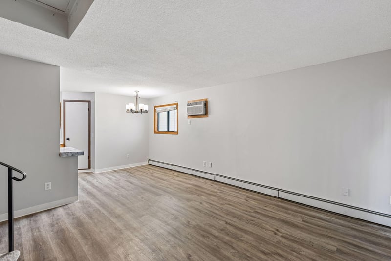 7410 72nd Ln N, Brooklyn Park, MN 55428