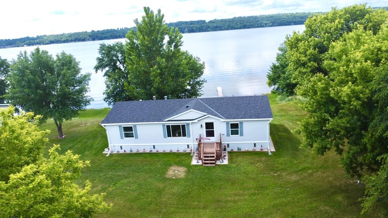 84065 Ridge Creek Dr, Clinton, MN 56225