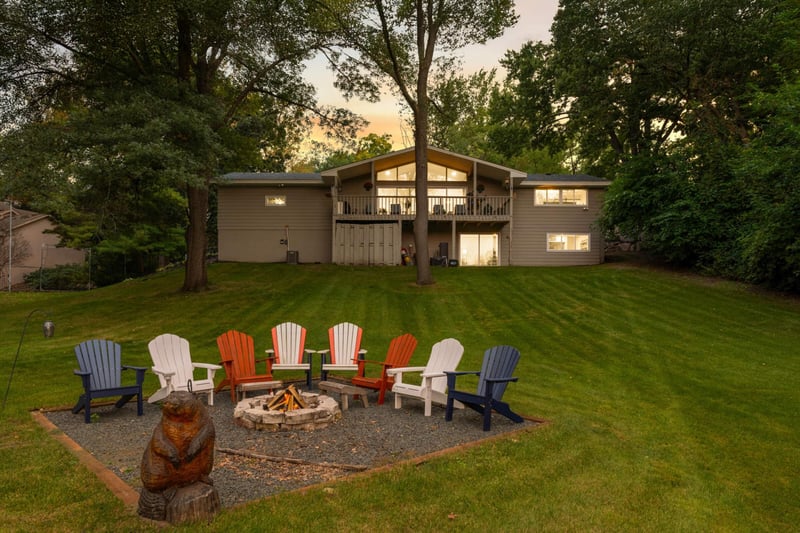 230 Maple Island Rd, Burnsville, MN 55306