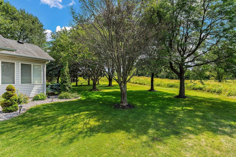9013 Indian Blvd S, Cottage Grove, MN 55016