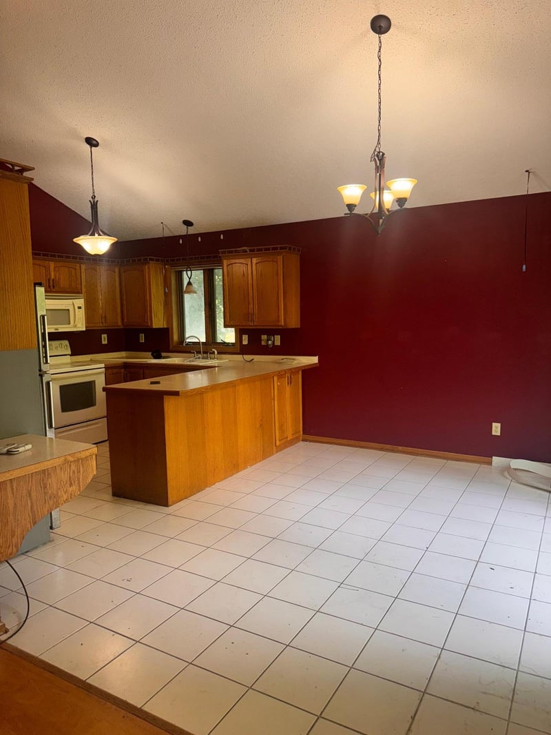 6413 Laurel Rd, Saint Cloud, MN 56303