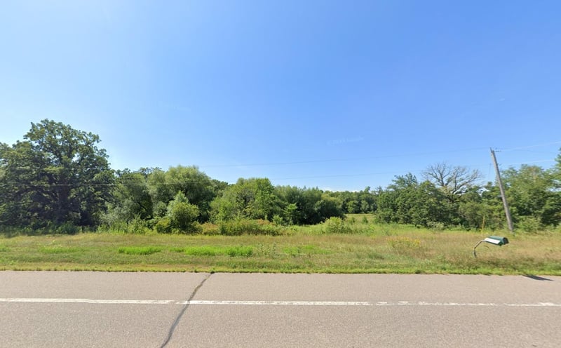 150 E 6th St, Randall, MN 56475