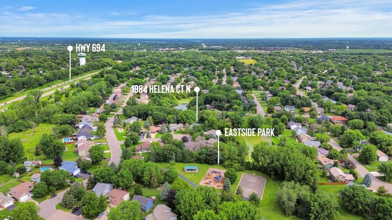 1984 Helena Ct, Oakdale, MN 55128