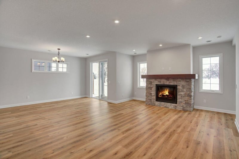 7645 201st St W, Lakeville, MN 55044