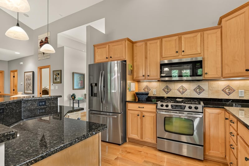 639 Donnington Pl, Byron, MN 55920