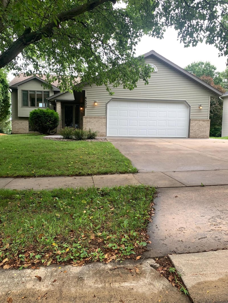 4500 Stratford Ln NW, Rochester, MN 55901