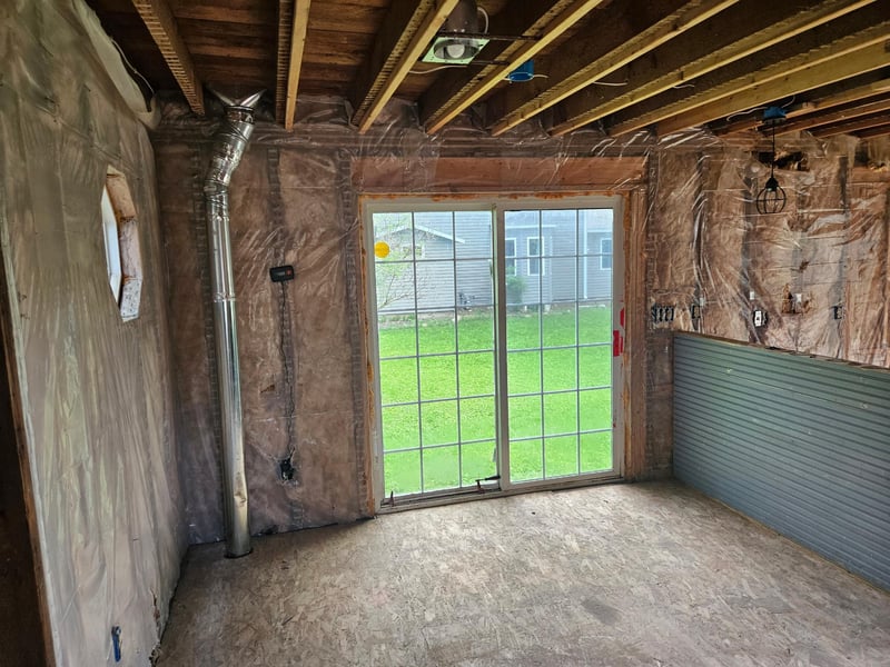 117 2nd St NW, Clear Lake, WI 54005