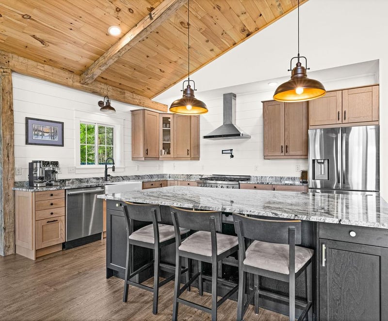 W6868 Rothe Dr, Minong, WI 54859