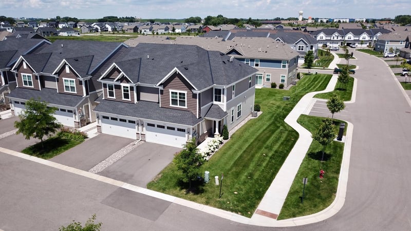 1501 Dogwood Ln, Carver, MN 55315