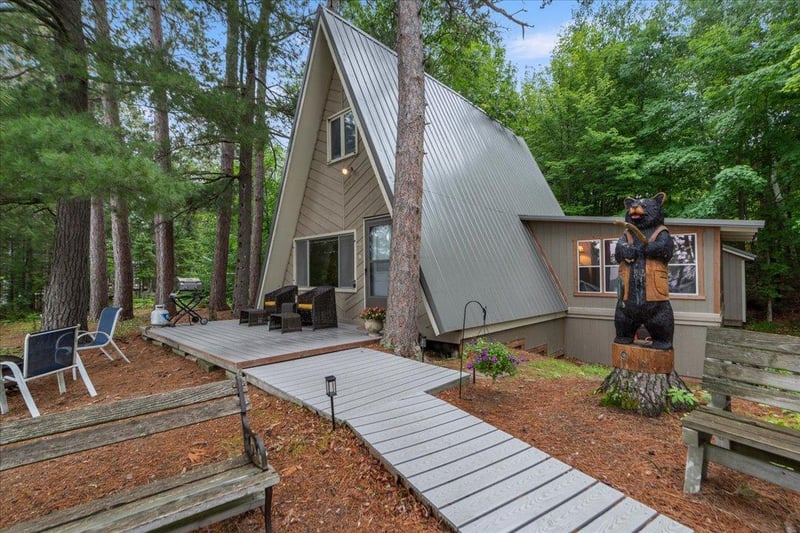 10403 Vermillion Point Dr NE, Deer River, MN 56636
