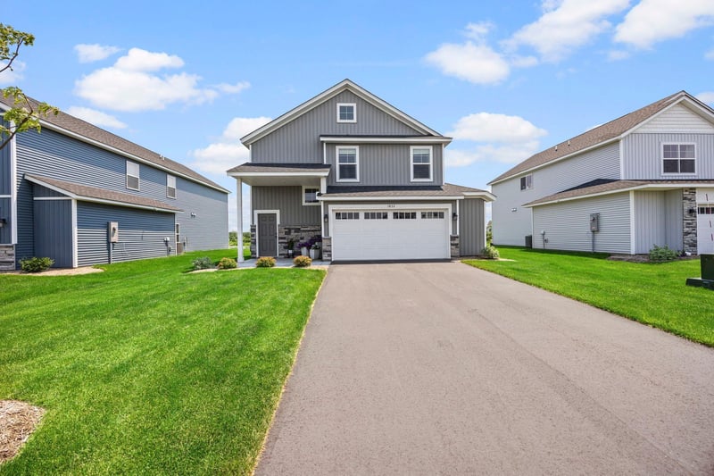 1432 192nd Ave NE, East Bethel, MN 55011
