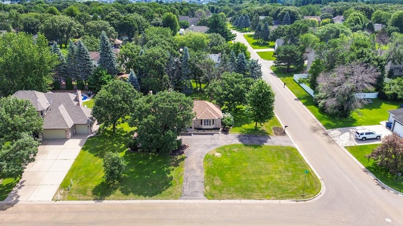 15065 Crane St NW, Andover, MN 55304