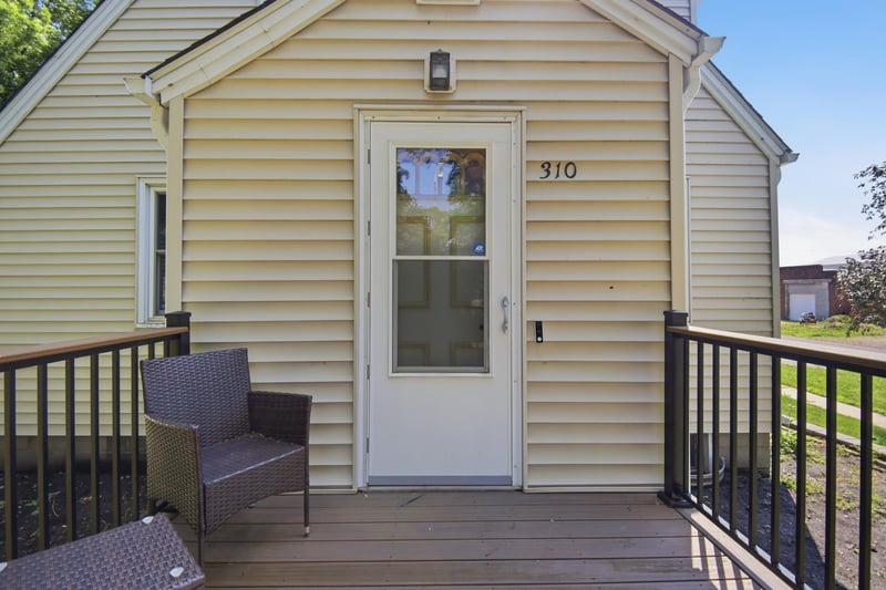 310 Stanley St, Frost, MN 56033