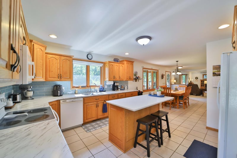 20837 Cadwell Ave, Brainerd, MN 56401