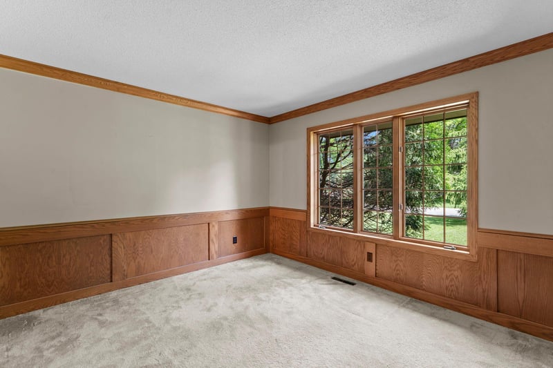 7890 Guild Ct, Apple Valley, MN 55124