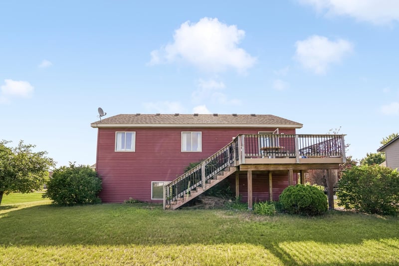 605 9th Ave SW, Rice, MN 56367
