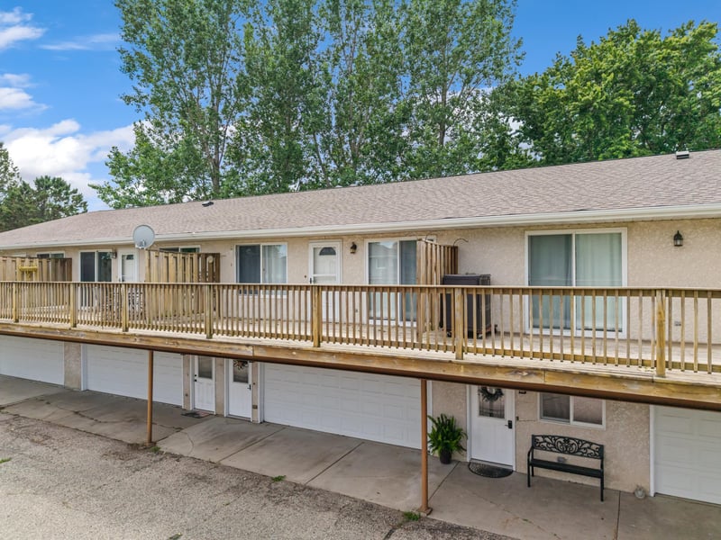 815 Kingston St N, Caledonia, MN 55921