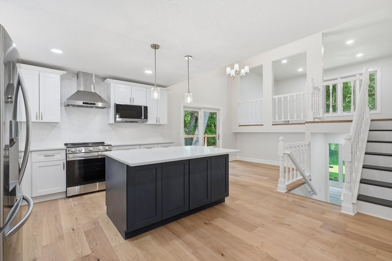 1521 Archwood Rd, Hopkins, MN 55305