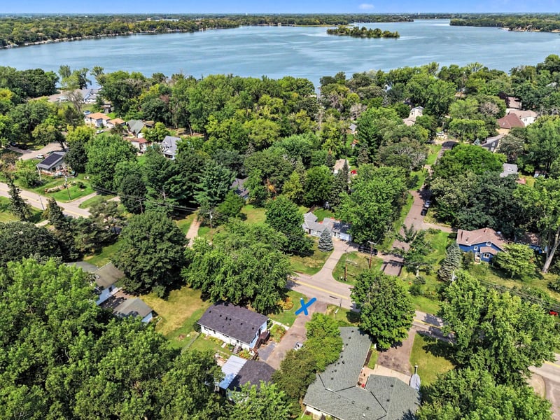 2110 Stillwater St, White Bear Twp, MN 55110