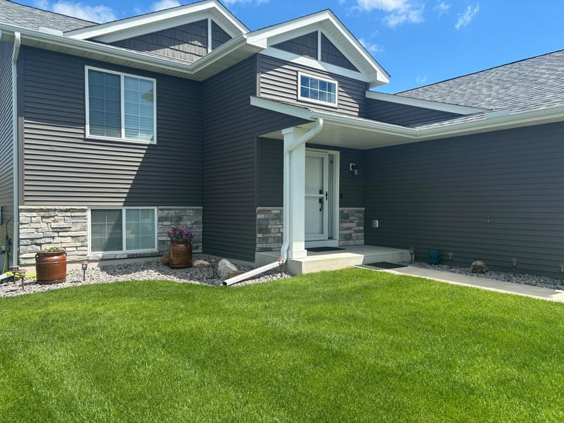 1707 Misty Cir, Buffalo, MN 55313
