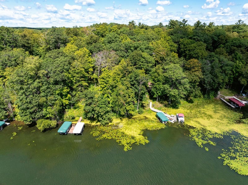 W2371 Blackhawk Rd, Sarona, WI 54870