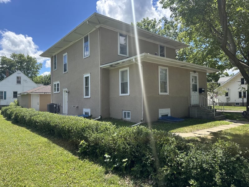 702 9th St SE, Rochester, MN 55904