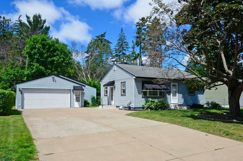 4639 Colorado Ave N, Crystal, MN 55422