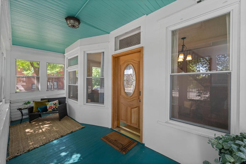 633 Kent St, Saint Paul, MN 55103
