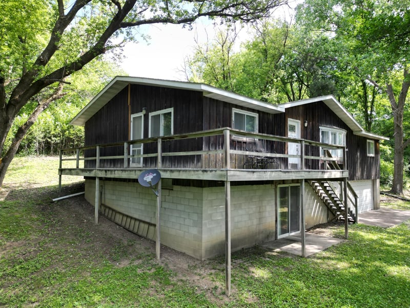 33672 County Road 15, Morton, MN 56270