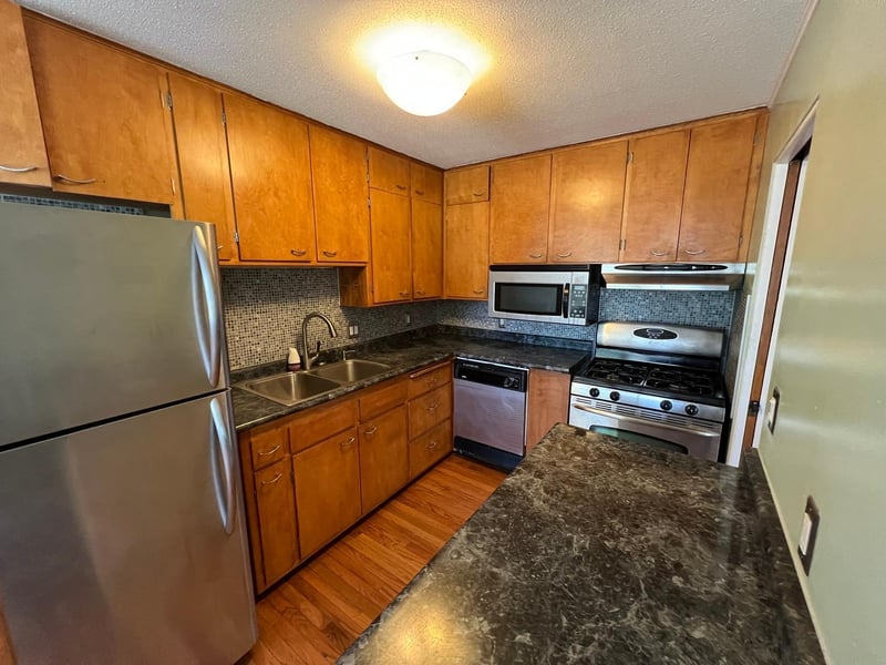 2500 Blaisdell Ave #211, Minneapolis, MN 55404